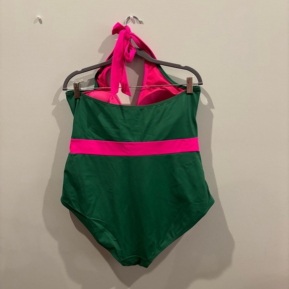 Boden Kefalonia Halterneck Color-block Swimsuit - Picture 5 of 7